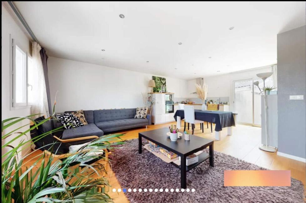 Jasmin House Leilighet Cenon Eksteriør bilde